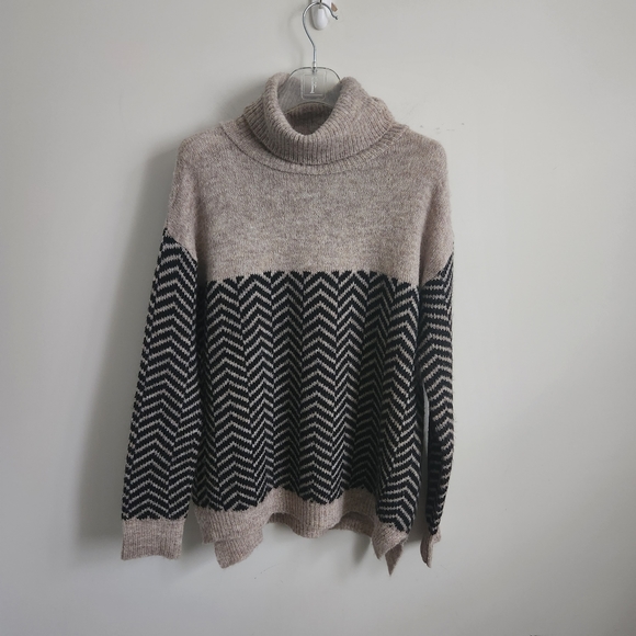 Lauren Vidal wool turtleneck sweater chevron sz L - Picture 2 of 4